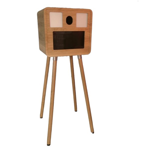 RETRO – Image 2